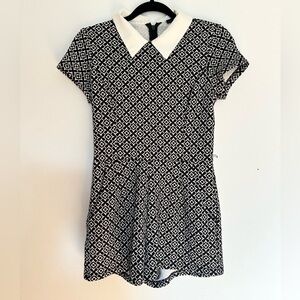 Aqua Black and White Geometric Print Romper Peter Pan collar size XS